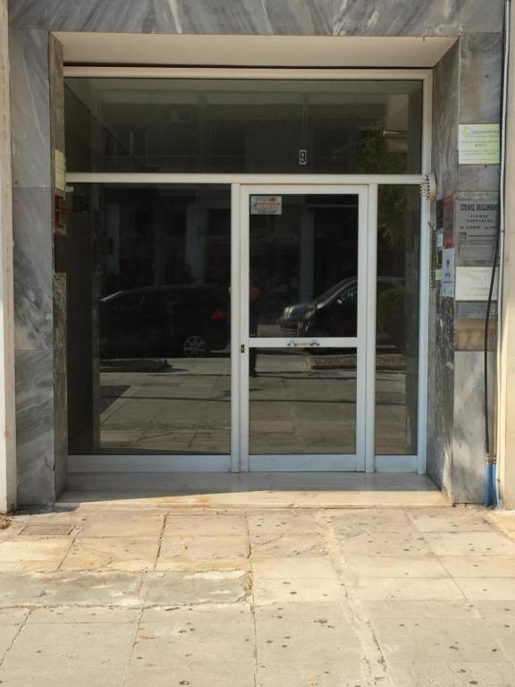 D9 Center Of Glyfada *
